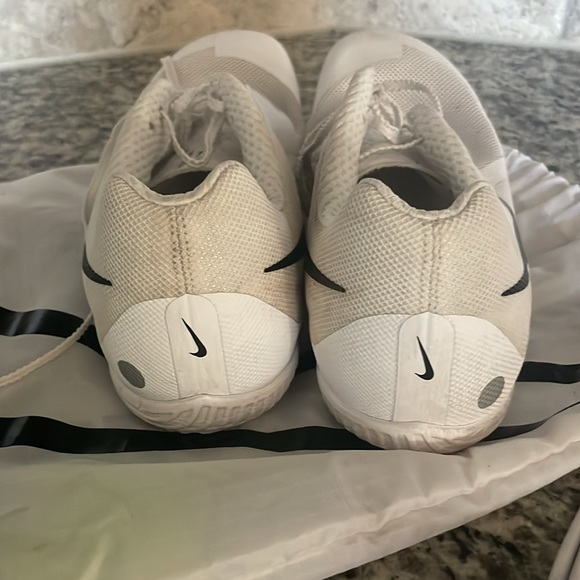 Nike Track Spikes - Picture 2 of 3